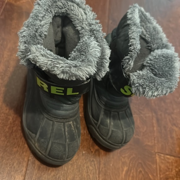 Sorel winter boots - Picture 4 of 5